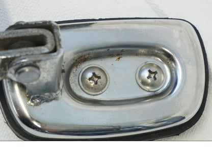 Vänster sida på Bromspedal från en Kawasaki VN 900 -2006 motorcykel.