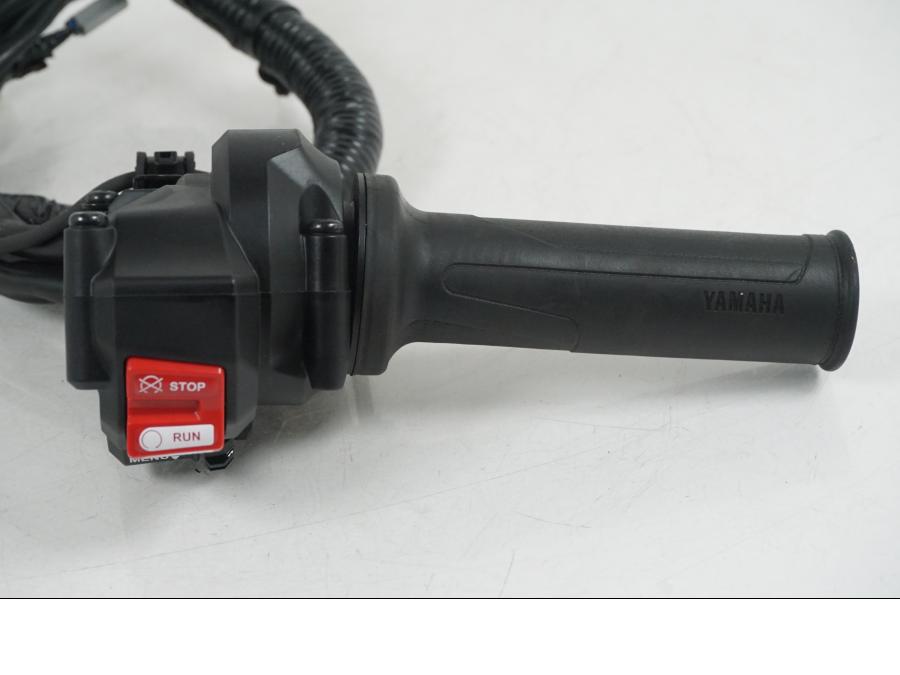 Höger sida på Styrelreglage från en Yamaha MT-09 Tracer -2021 motorcykel.