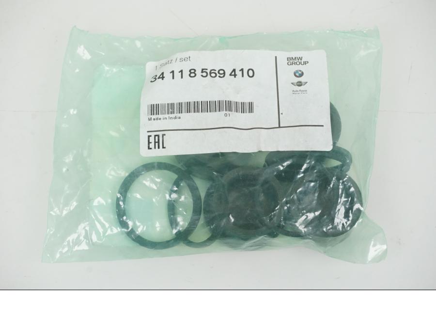 Framsidan på Bromsok från en BMW G 310 R -2023 motorcykel.