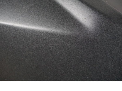 Vänster sida på Bensintankskåpa från en BMW K 1600 GTL -2015 motorcykel.