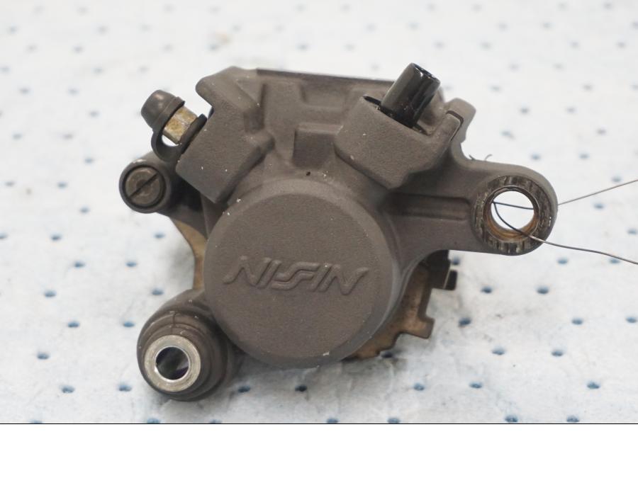 Framsidan på Bromsok från en Yamaha YZF 1000 R1 -2006 motorcykel.