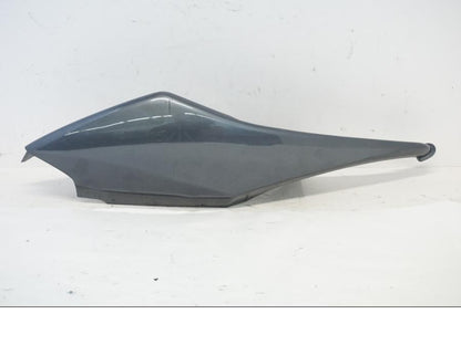 Framsidan på Bakvinge från en Suzuki GSX-R 1000 -2006 motorcykel.