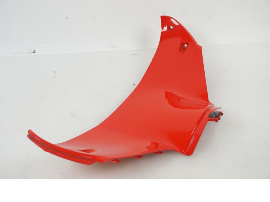 Vänster sida på Toppkåpa från en Hyosung GT 650 -2006 motorcykel.