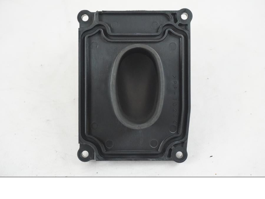 Baksidan på Luftburksnorkel från en Yamaha MT-07 -2019 motorcykel.