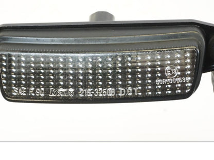 Snett nerifrån på Parkeringsljus från en Suzuki GSX-R 1100 -1993 motorcykel.