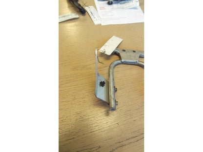 Höger sida på Strålkastarfäste från en Ducati Monster 600 -1998 motorcykel.