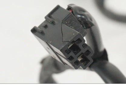 Snett nerifrån på Styrelreglage från en Suzuki VZR 1800 -2009 motorcykel.