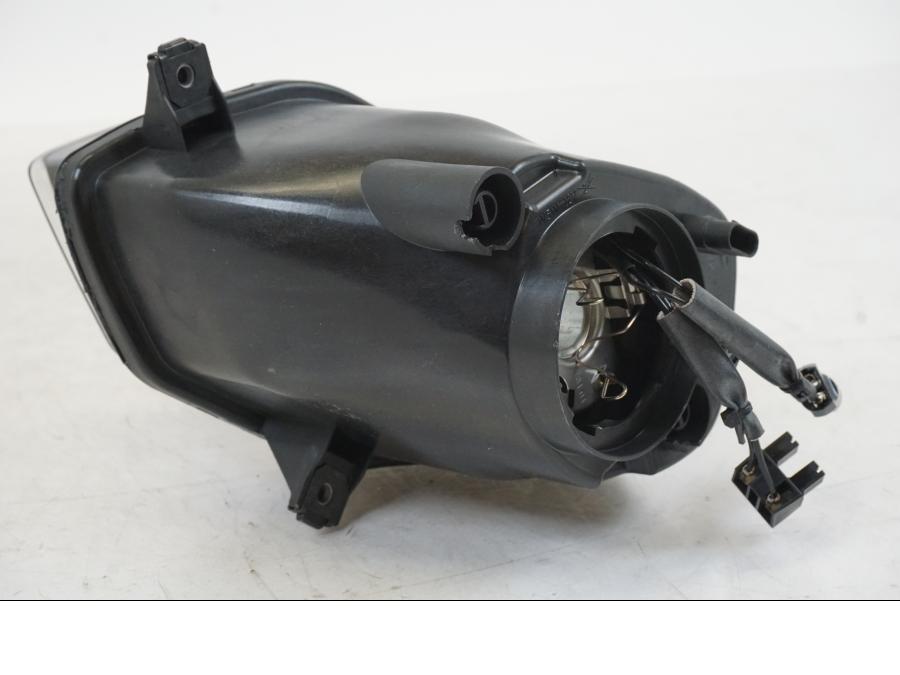 Vänster sida på Strålkastare från en BMW S 1000 R -2013 motorcykel.