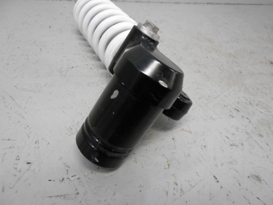 Höger sida på Stötdämpare från en KTM 690 SMCR -2013 motorcykel.