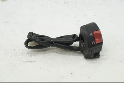 Framsidan på Styrelreglage från en KTM 950 SM -2006 motorcykel.