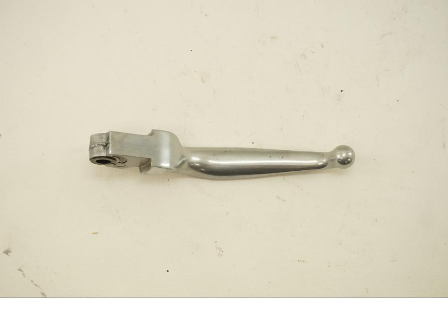 Baksidan på Bromsgrepp från en H-D Harley diverse -2010 motorcykel.