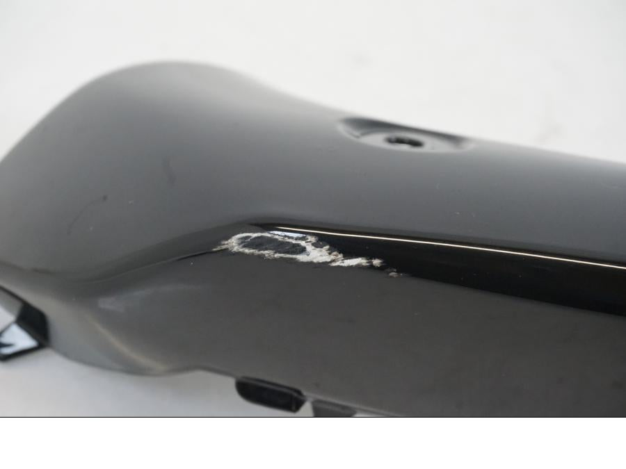 Snett uppifrån på Luftintag från en Suzuki GSX-R 1000 -2005 motorcykel.