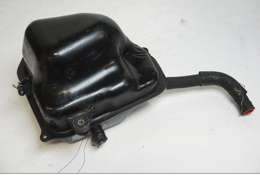 Extrabild1 på Oljetank från en Yamaha XTZ 750 -1989 motorcykel.