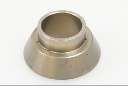 Höger sida på Hjulaxel från en KTM 790 Duke -2019 motorcykel.