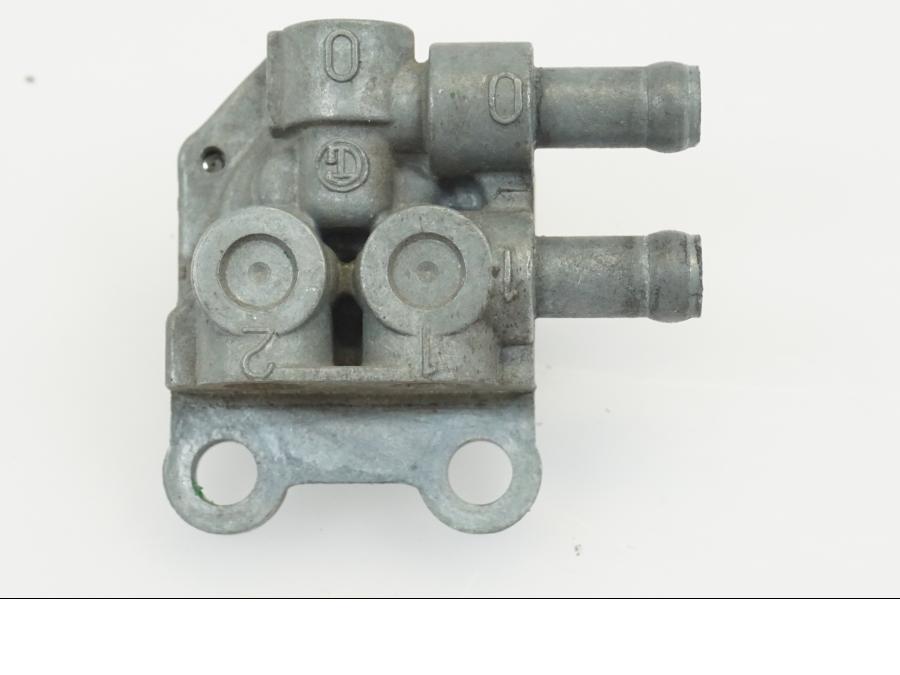 Baksidan på Bensinkran från en Kawasaki ZZR 1100 -1991 motorcykel.