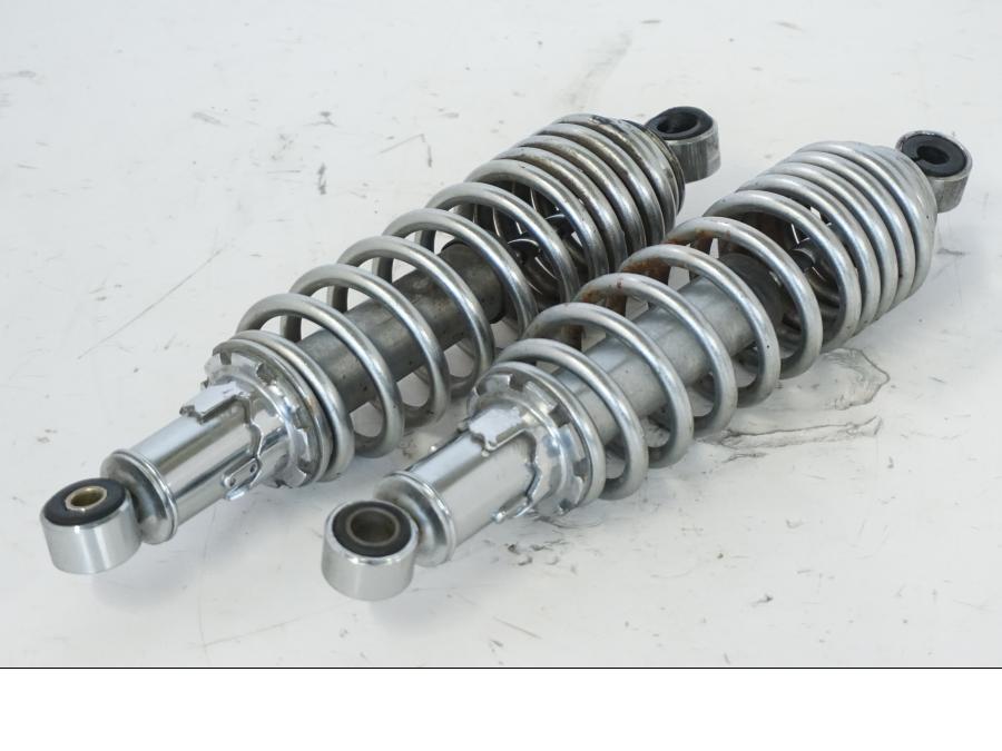 Baksidan på Stötdämpare från en Yamaha XV 535 -1995 motorcykel.