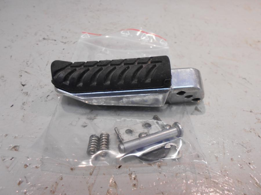 Framsidan på Fotpinne från en Kawasaki Ninja H2 -2018 motorcykel.