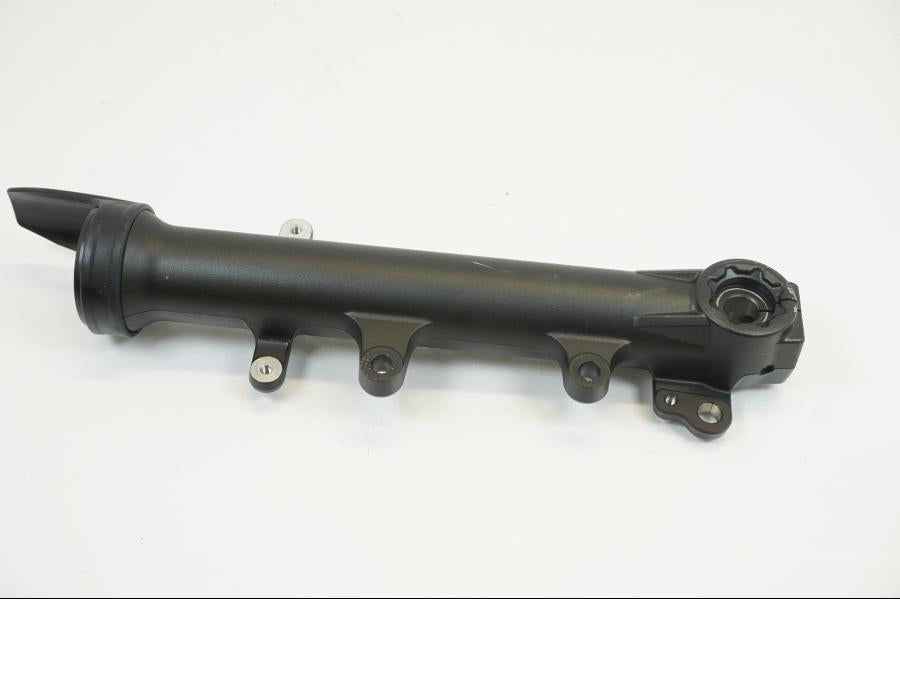 Framsidan på Gaffelben från en Yamaha XSR 700 -2017 motorcykel.