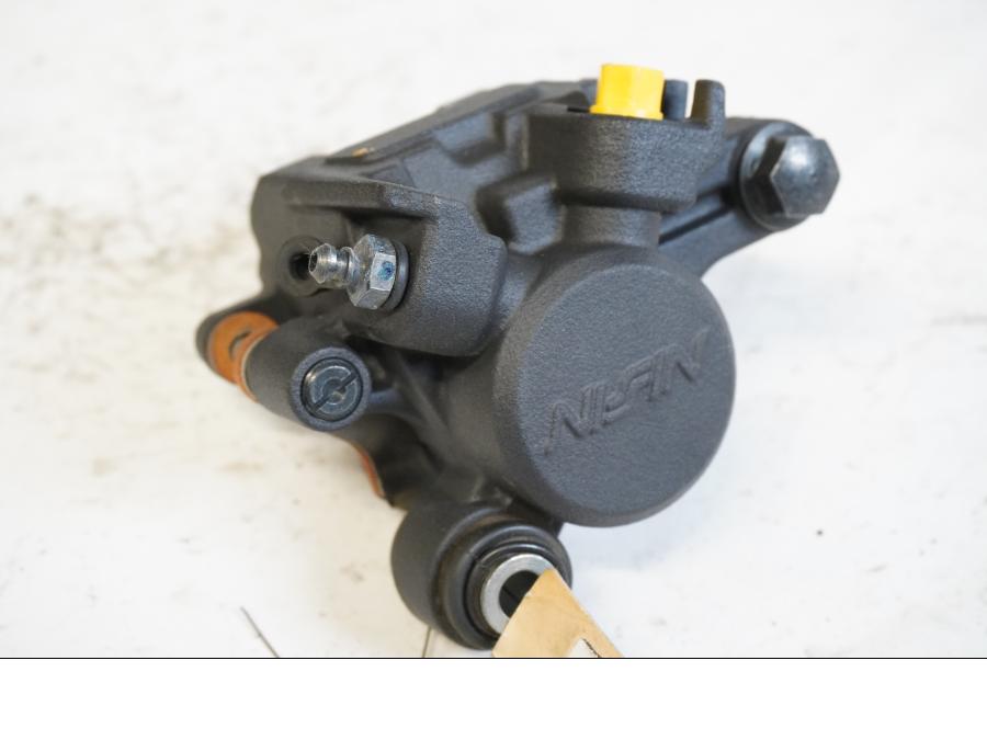 Framsidan på Bromsok från en Yamaha MT-09 Tracer -2015 motorcykel.