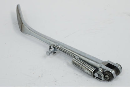 Höger sida på Sidostöd från en Kawasaki VN 1500 -2002 motorcykel.