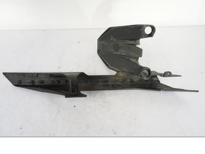 Snett uppifrån på Svingskärm från en KTM 125 Duke -2017 motorcykel.