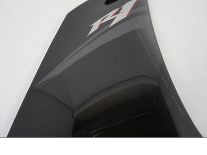 Vänster sida på Sidkåpa från en Yamaha YZF 1000 R1 -2007 motorcykel.
