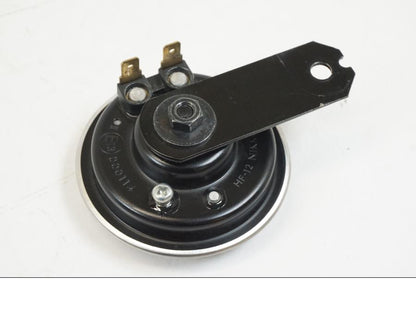 Höger sida på Signalhorn / Tuta från en Yamaha YZF R7 -2022 motorcykel.