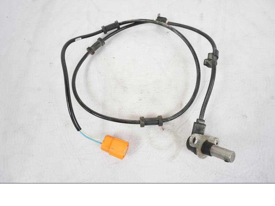 Framsidan på ABS givare från en Honda VFR 1200 -2010 motorcykel.