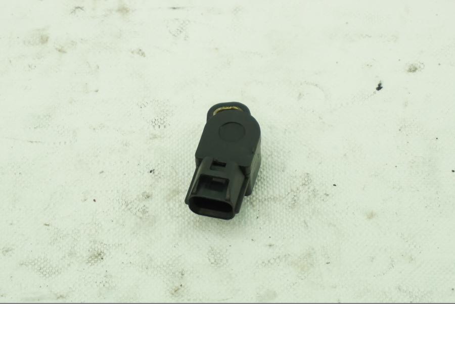 Framsidan på TPS från en Kawasaki ZX-6R -2004 motorcykel.