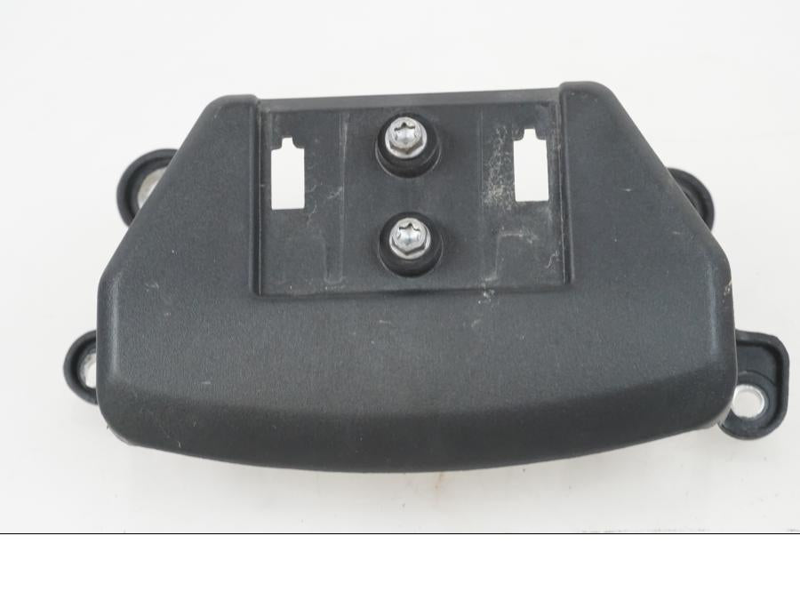 Framsidan på Tändspole Kåpa från en H-D Adventure Pan America Special RA1250S -2021 motorcykel.