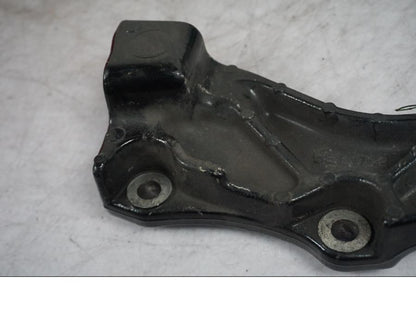 Snett uppifrån på Bromsoksfäste från en Yamaha XVS 1100 -1999 motorcykel.