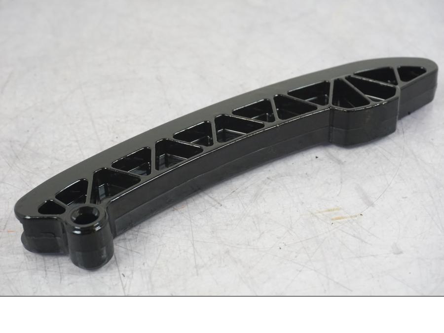 Snett uppifrån på Kamkedja från en BMW F 750 GS -2020 motorcykel.