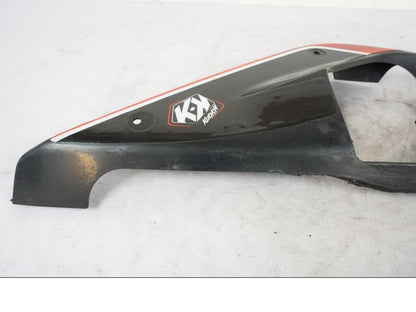 Vänster sida på Magkåpa från en Yamaha YZF-R 125 -2008 motorcykel.