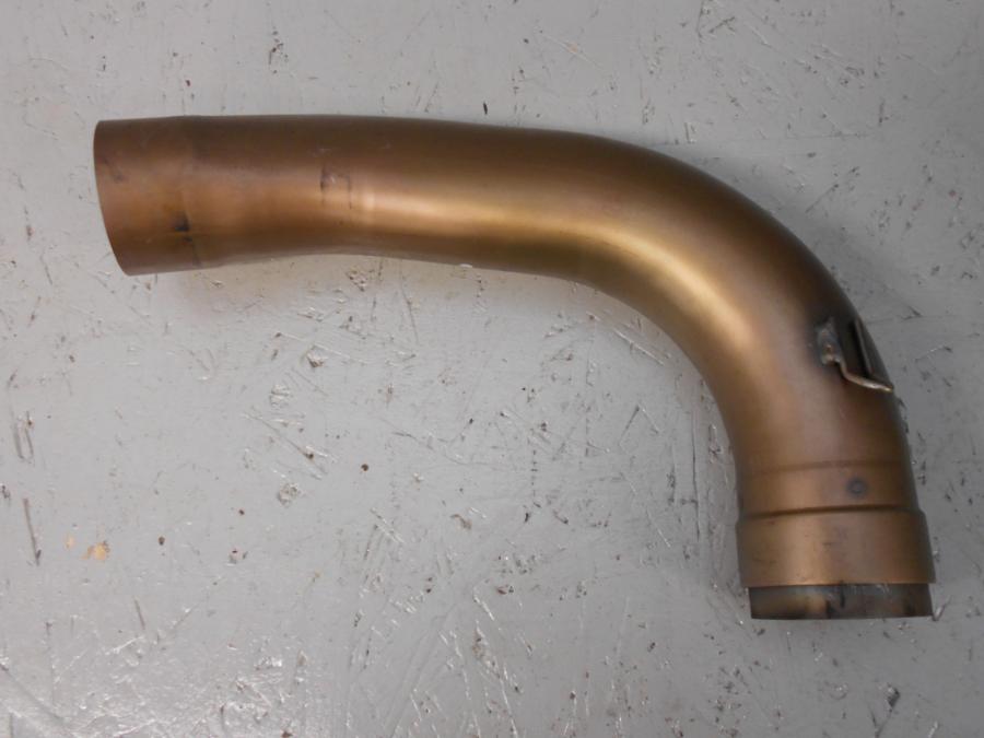 Framsidan på Mellanrör från en Ducati Monster 1200 -2016 motorcykel.