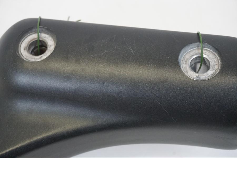 Snett uppifrån på Bakskärmstag från en Yamaha XV 1700 -2004 motorcykel.