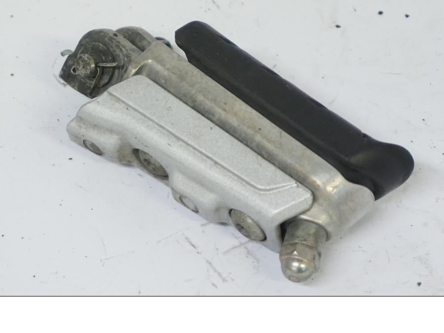 Extrabild1 på Fotpinne från en Honda CB 500 X -2015 motorcykel.