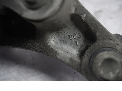 Snett uppifrån på Stötdämparlänkage från en Kawasaki ZX-10R -2008 motorcykel.