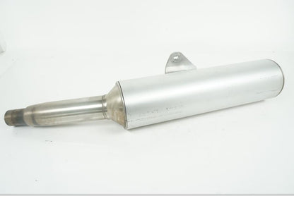 Framsidan på Ljuddämpare från en Ducati Supersport 800 -2003 motorcykel.