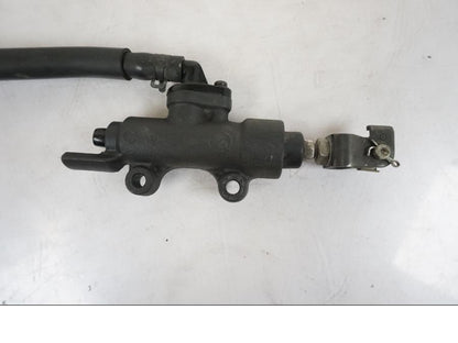 Höger sida på Bromshuvudcylinder från en Honda VFR 1200 -2010 motorcykel.