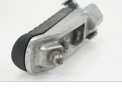 Snett uppifrån på Fotpinne från en Kawasaki ZX-12R -2000 motorcykel.