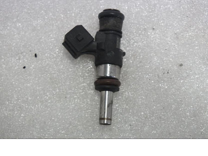 Baksidan på Spridare från en BMW K 1300 R -2011 motorcykel.