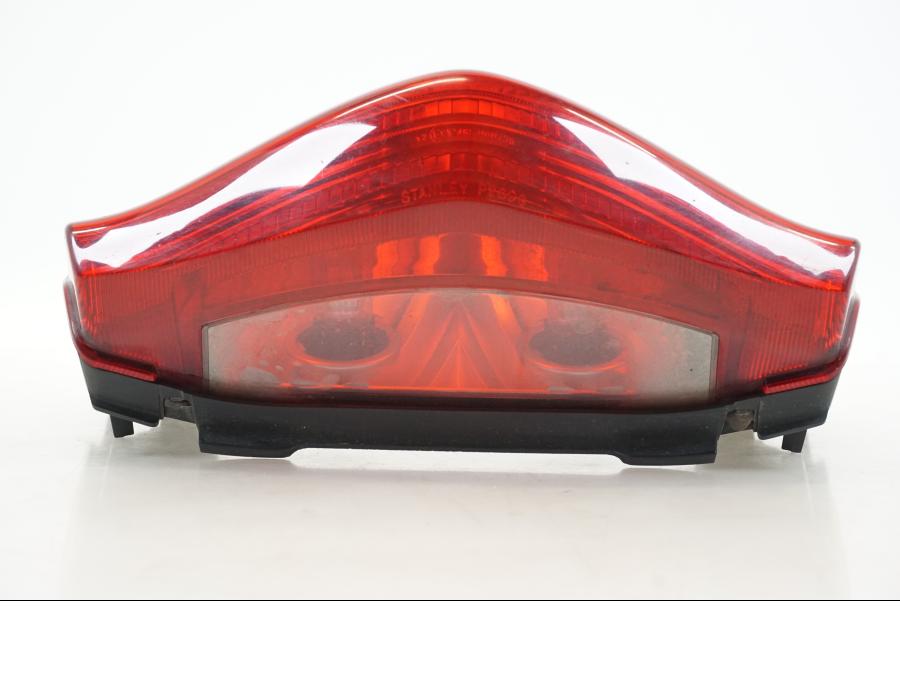 Höger sida på Baklampa från en Honda ST 1300 -2002 motorcykel.