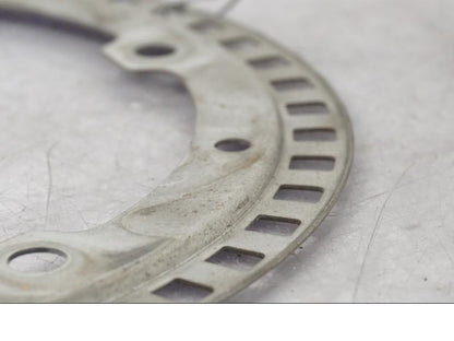 Snett uppifrån på ABS krans från en BMW K 1600 GTL -2015 motorcykel.