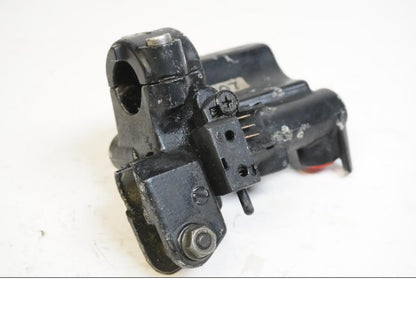 Höger sida på Kopplingshuvudcylinder från en Kawasaki GPX 750 R -1987 motorcykel.