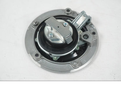 Extrabild5 på <p>Låssats från Kawasaki Z 800 ABS 2014.</p>

<p>1st nyckel, tändningslås, immobilizer, immobilizer amplifier, tanklock, sadellås och CDI/ECU.</p> motorcykel.