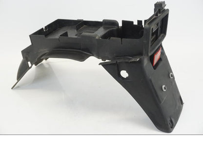 Framsidan på Bakskärm från en Honda CB 750 -2002 motorcykel.