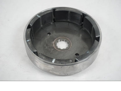 Snett uppifrån på Generator från en H-D Softail Standard FXST -2001 motorcykel.