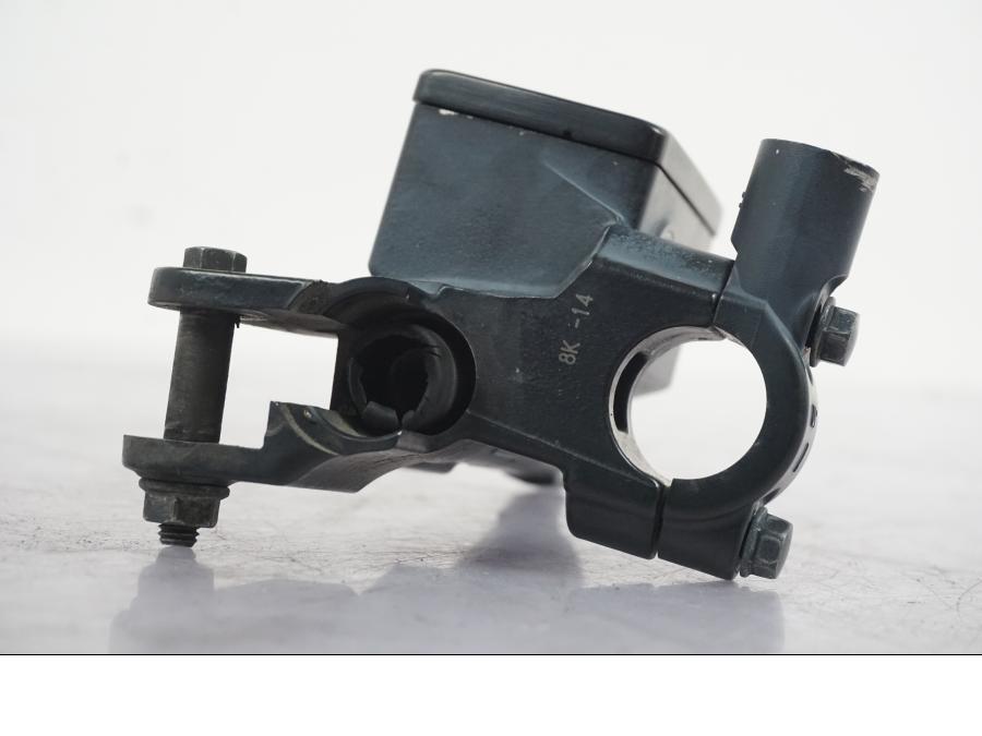 Extrabild3 på Kopplingshuvudcylinder från en Suzuki GSF 1250 -2010 motorcykel.