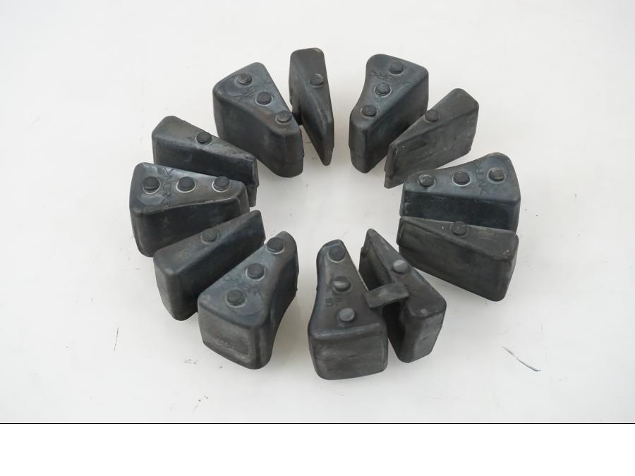 Framsidan på Ryckutjämnare från en Yamaha YZF 1000 R1 -2002 motorcykel.