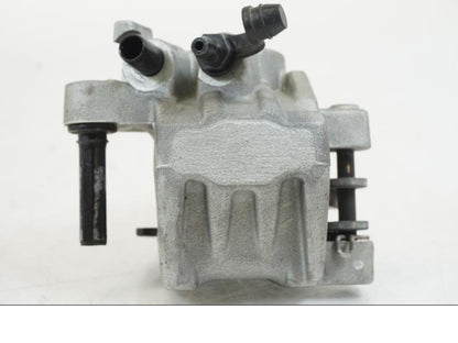 Vänster sida på Bromsok från en Husqvarna 701 Supermoto -2020 motorcykel.